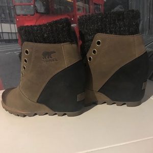 Comfortable water proof boots